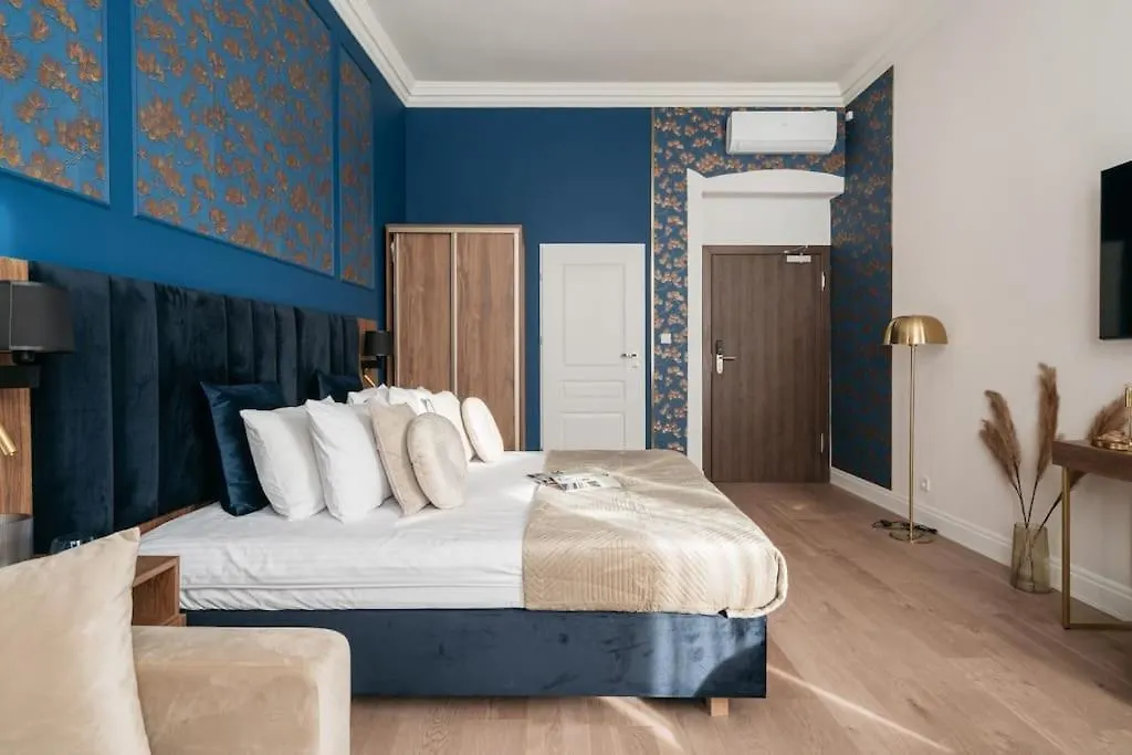 Deluxe Two-Bedroom Apartment With Old Town View Krakow Poland